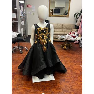 Girls High Low‎ Sequin Gold/Black Gown Size 5